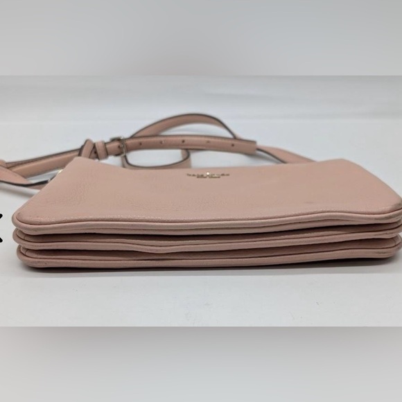 🛑 1 hour sale. Kate Spade, ♠️ Blush Crossbody Purse - Picture 3 of 12